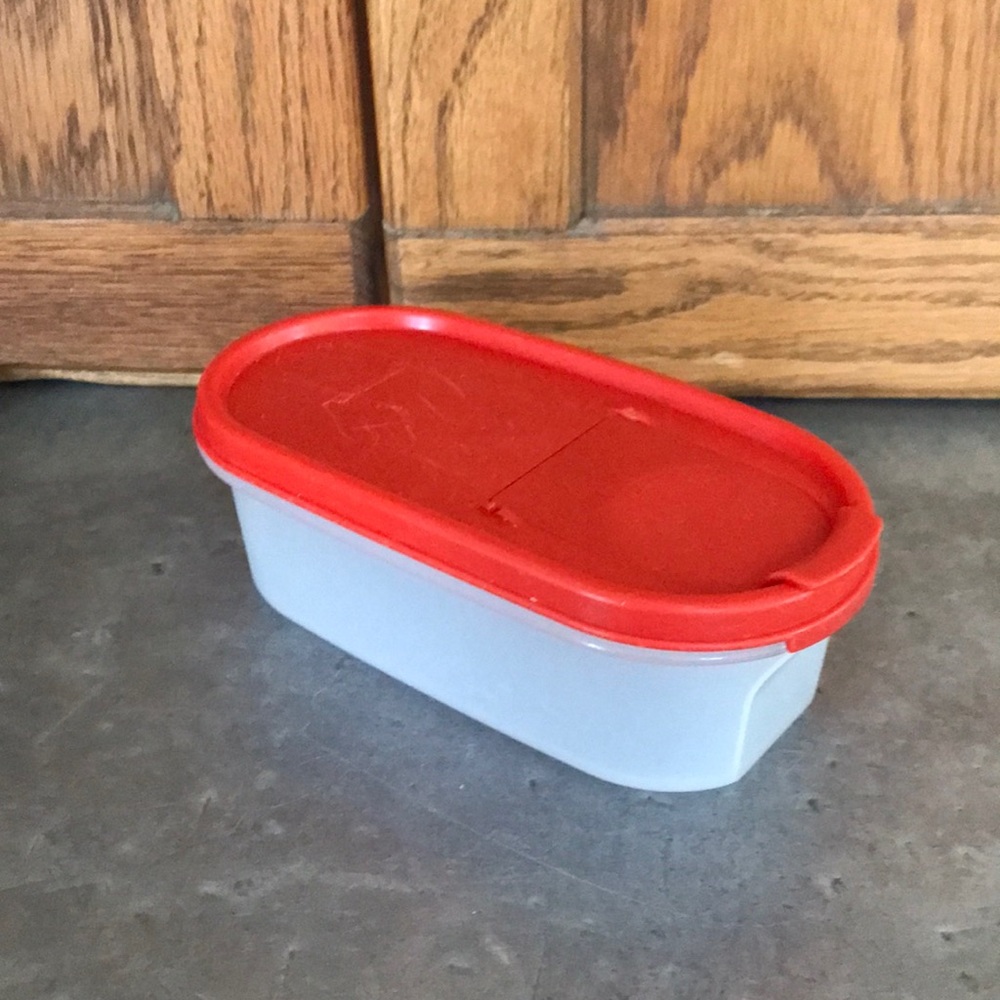 ✨Red Modular Mates Oval 1 Canister by Tupperware